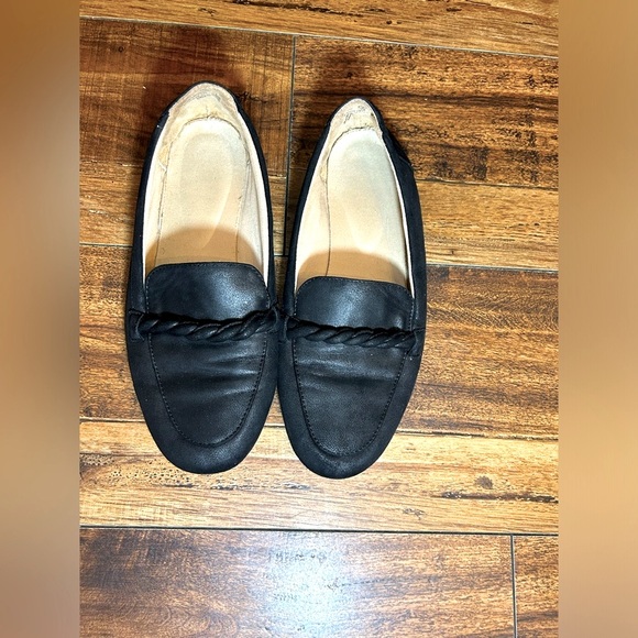DREW Shoes - Drew Black Faux Leather Work Slip On Loafers. Size 9.5.